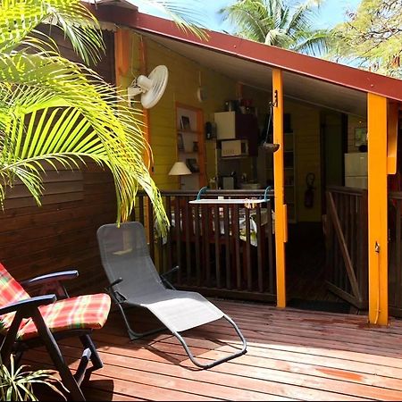 Location Gite Bungalow A 70M De La Plage Bouillante Exterior foto